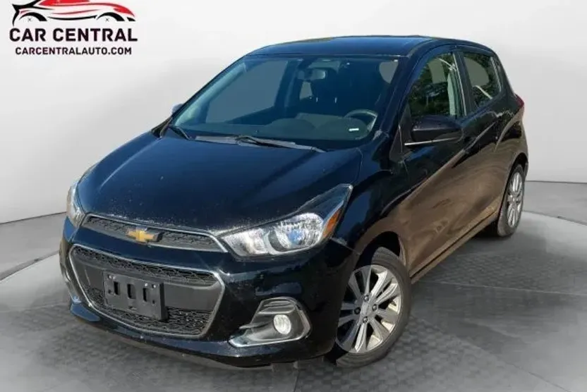 2018 Chevrolet Spark 1LT LT photo 1