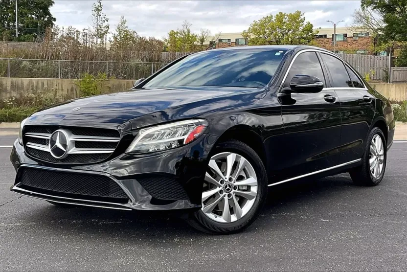 2019 Mercedes Benz C 300 4MATIC photo 1