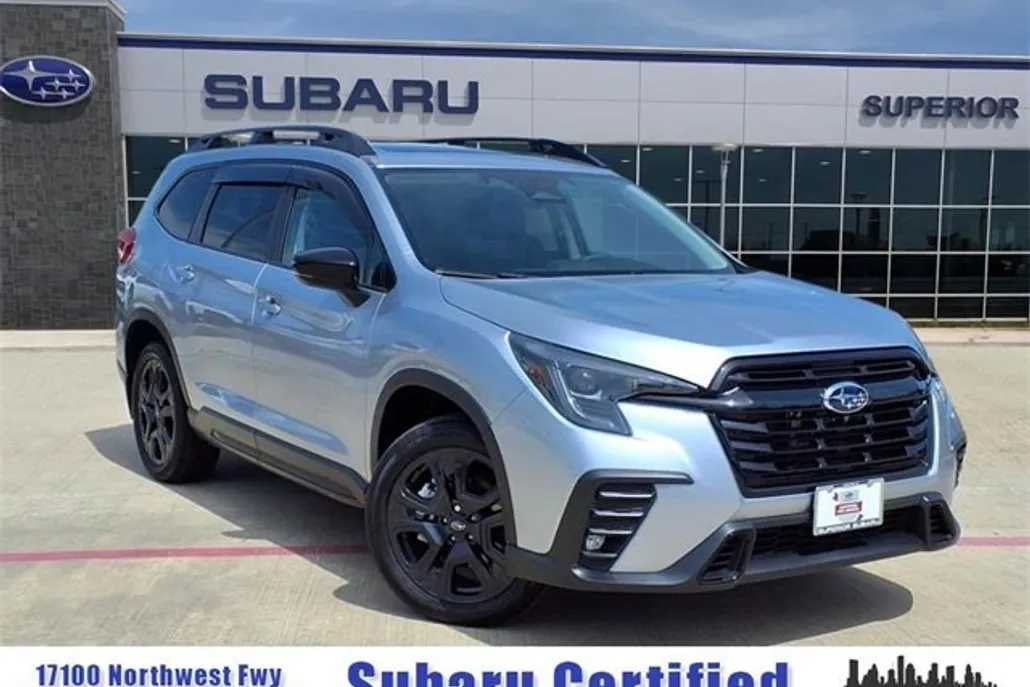 2025 Subaru Ascent Onyx Edition Touring photo 1