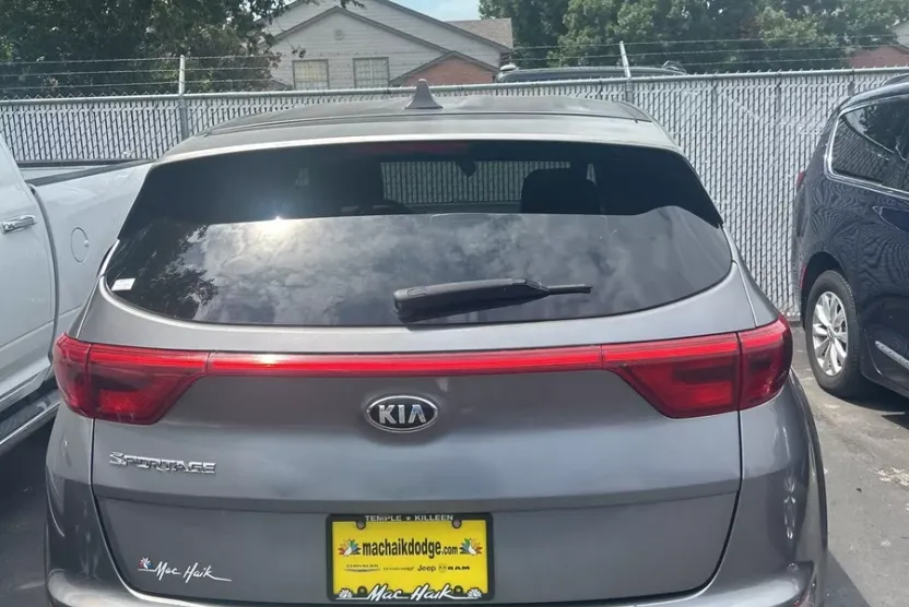 2017 Kia Sportage LX photo 1