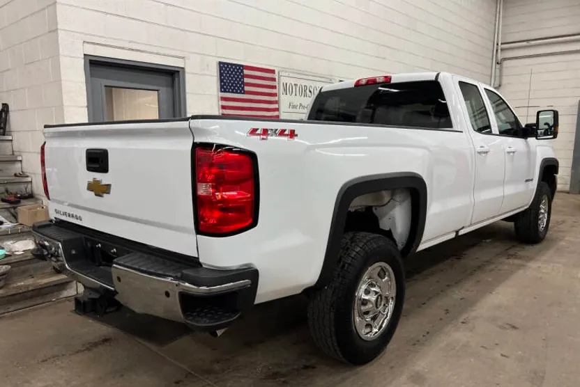2018 Chevrolet Silverado 2500HD Work Truck photo 1