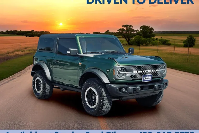 2023 Ford Bronco Badlands photo 1