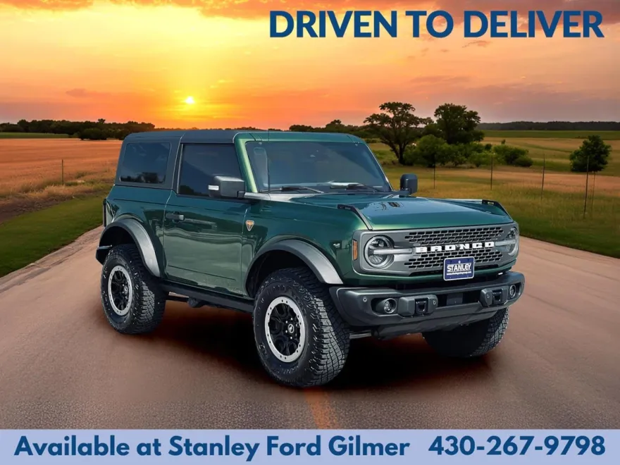 2023 Ford Bronco Badlands photo 1