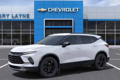 2025 Chevrolet Blazer 2LT photo 2