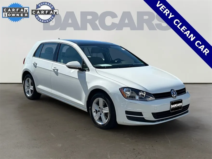 2017 Volkswagen Golf TSI S photo 1