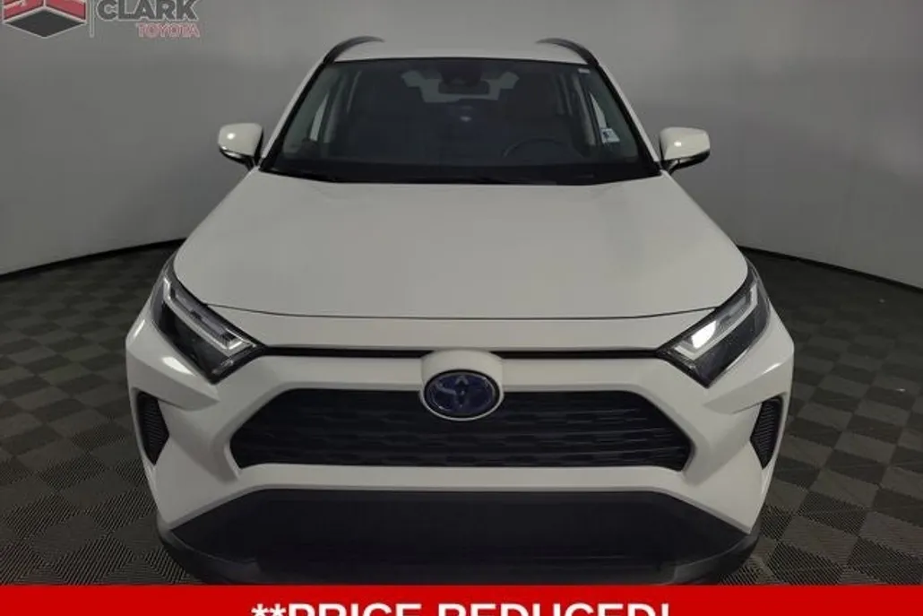 2024 Toyota RAV4 Hybrid XLE Sport photo 1