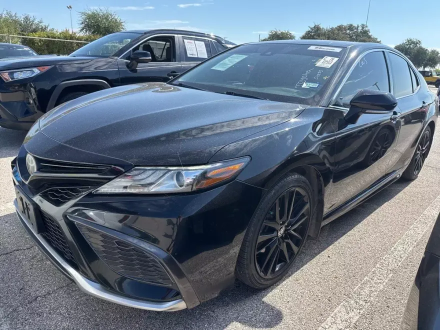 2021 Toyota Camry XSE photo 1
