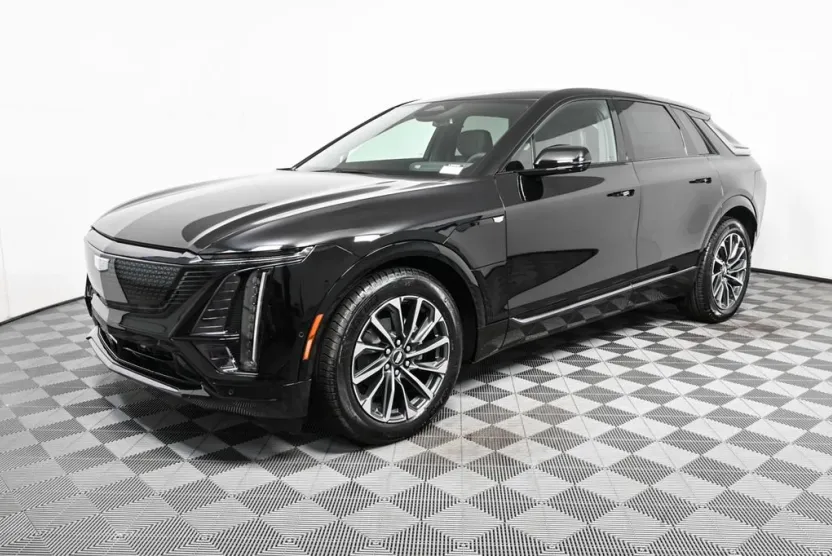 2026 Cadillac Lyriq Sport photo 1