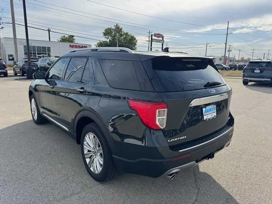2022 Ford Explorer Limited photo 1