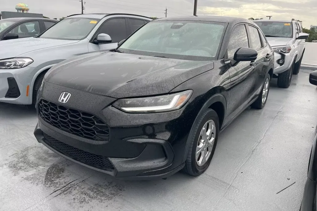 2023 Honda HR-V LX 2WD photo 1