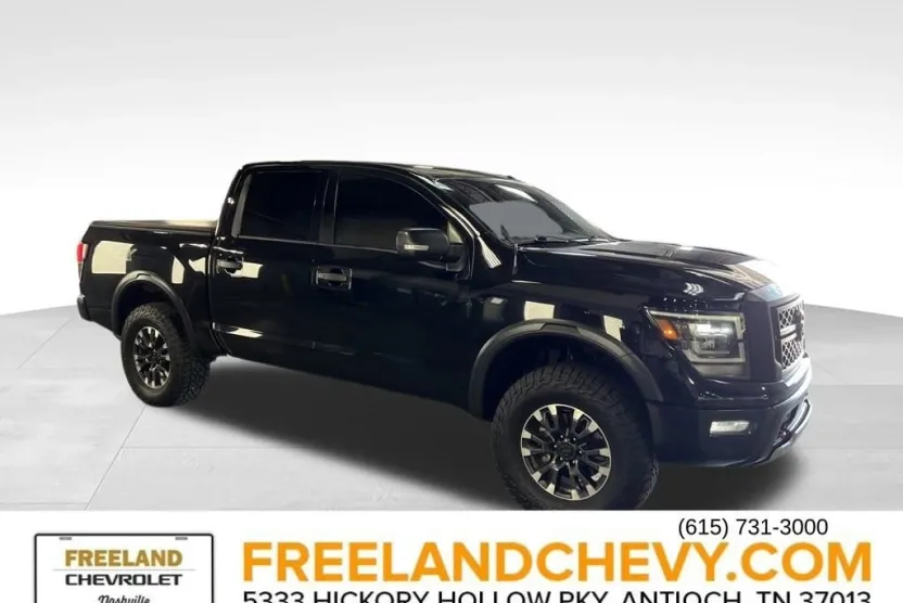 2021 Nissan Titan PRO-4X photo 1