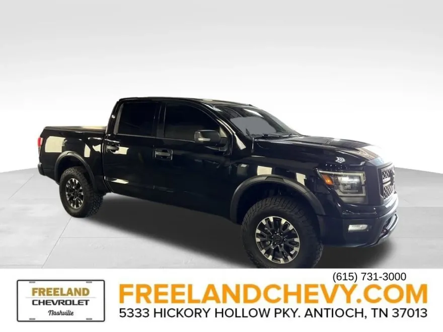 2021 Nissan Titan PRO-4X photo 1