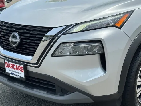 2023 Nissan Rogue SV photo 4