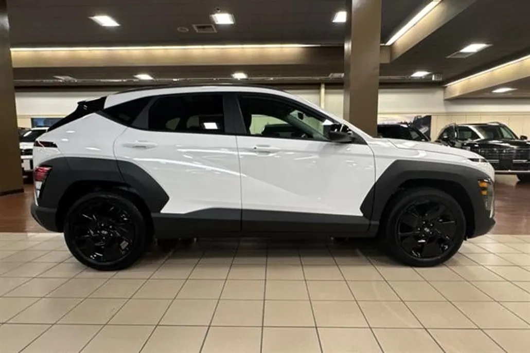 2026 Hyundai Kona SEL photo 1
