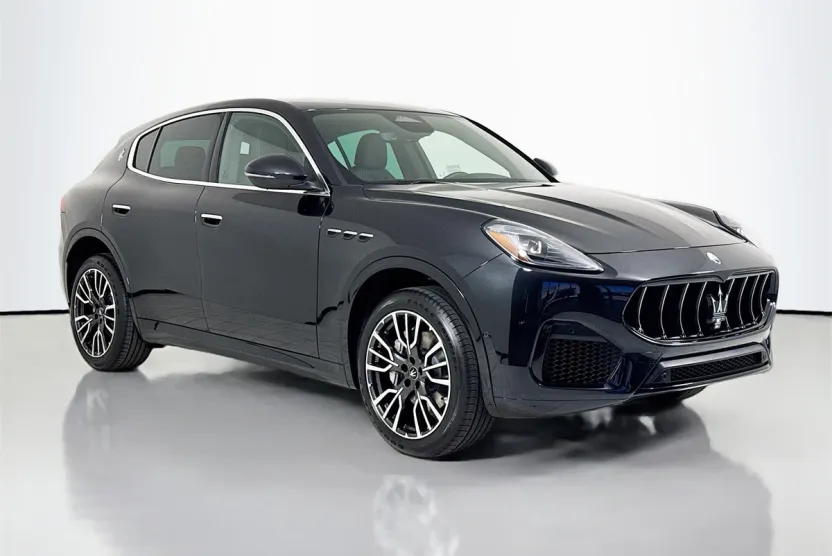 2025 Maserati Grecale photo 1