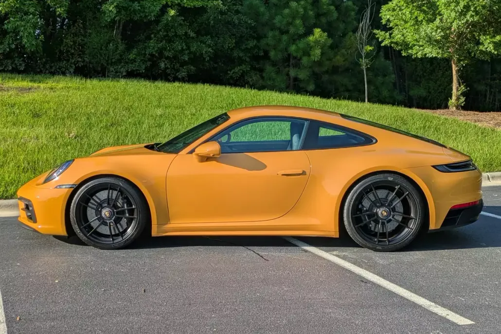 2022 Porsche 911 GTS photo 1