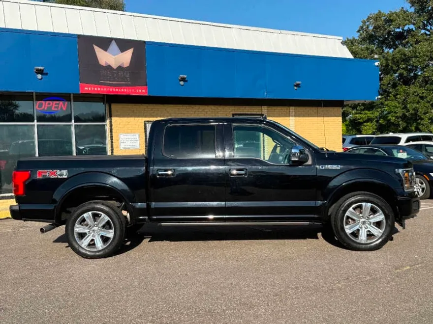 2018 Ford F-150 Platinum photo 1