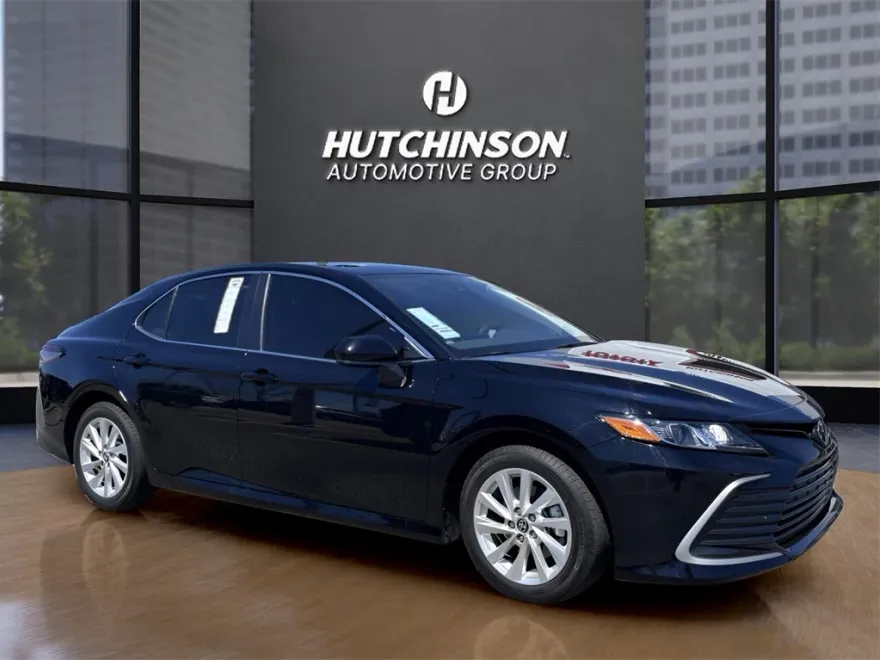 2024 Toyota Camry LE photo 1