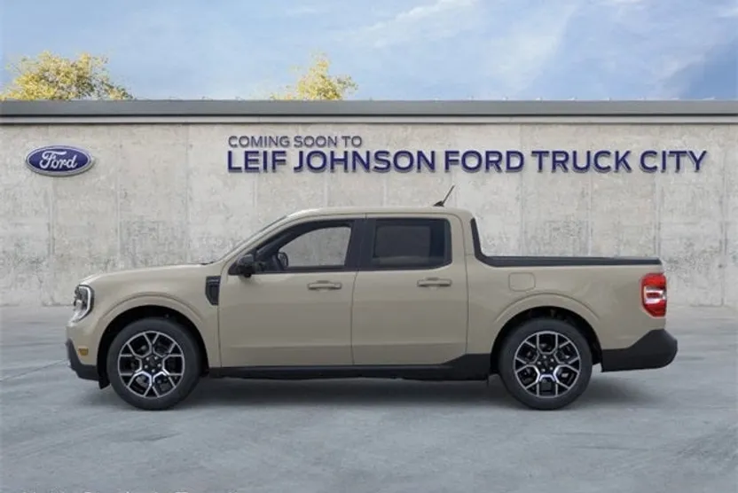 2025 Ford Maverick Lariat photo 1