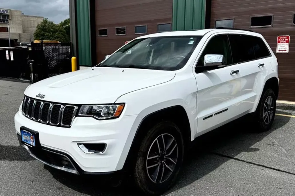 2021 Jeep Grand Cherokee Limited photo 1