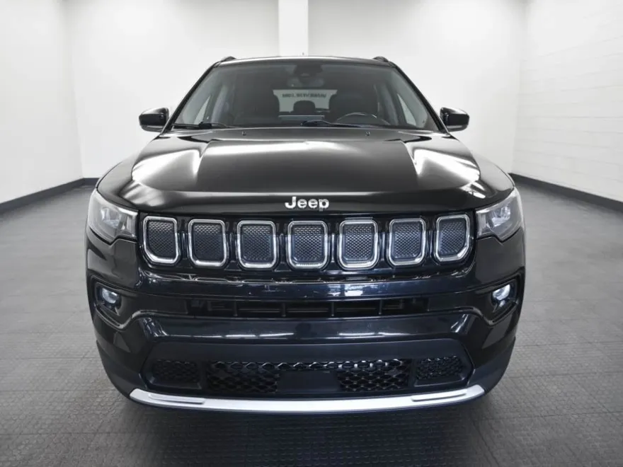 2022 Jeep Compass Limited photo 1