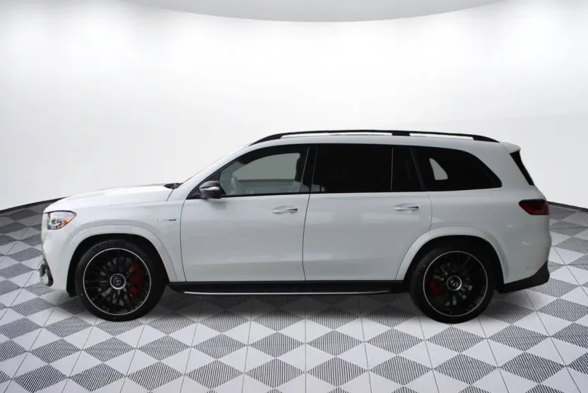 2026 Mercedes Benz GLS AMG 63 4MATIC photo 1
