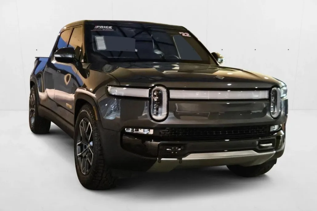 2022 Rivian R1T Adventure photo 1