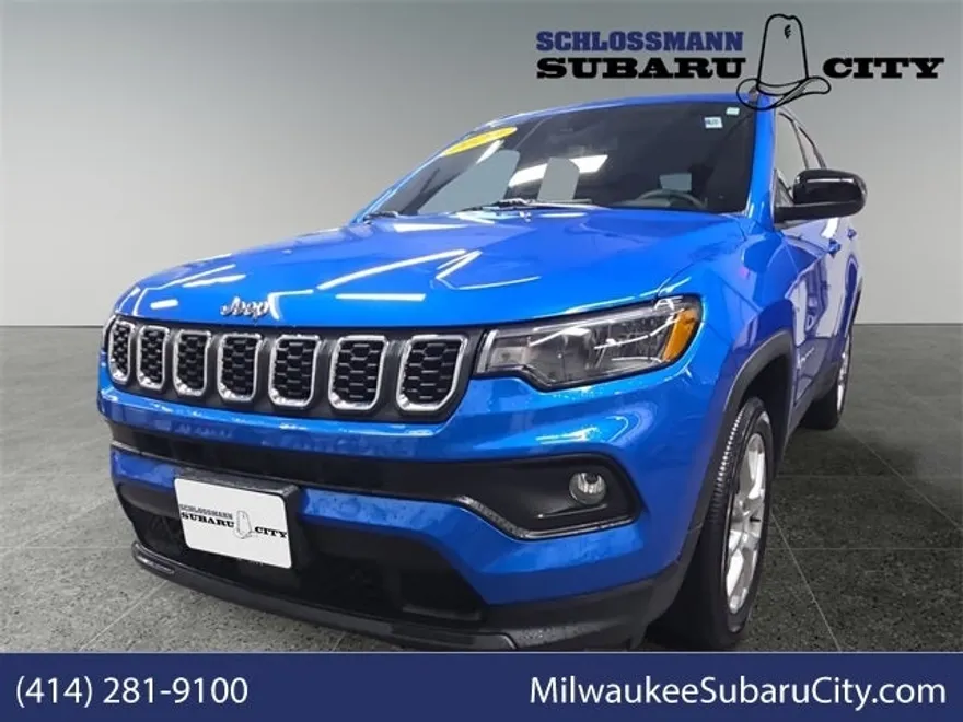 2024 Jeep Compass Latitude Lux photo 1