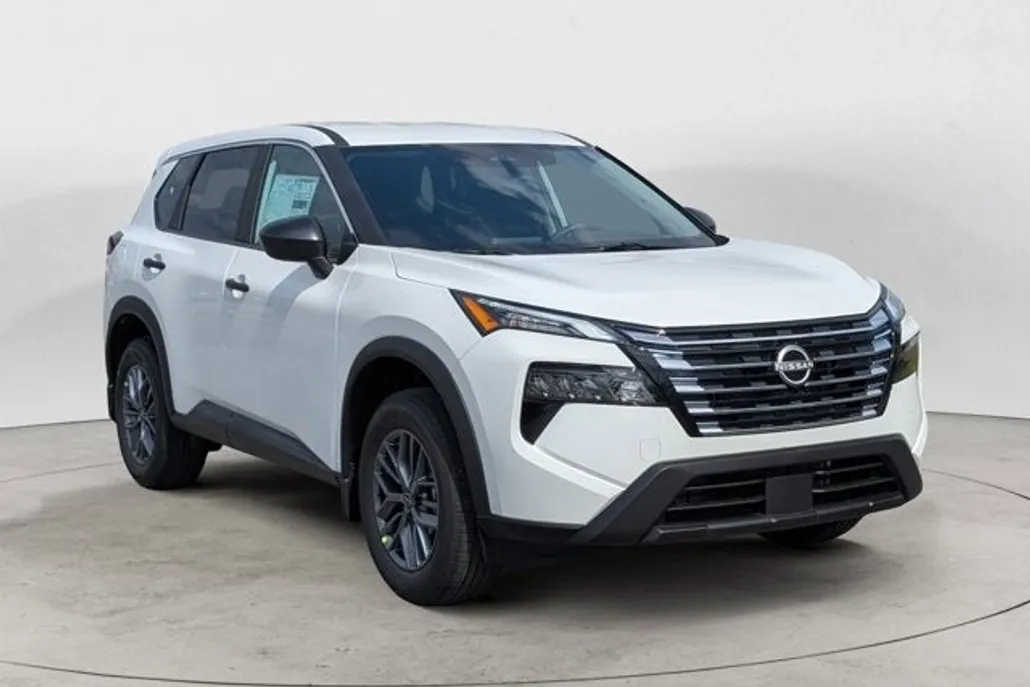 2026 Nissan Rogue S photo 1