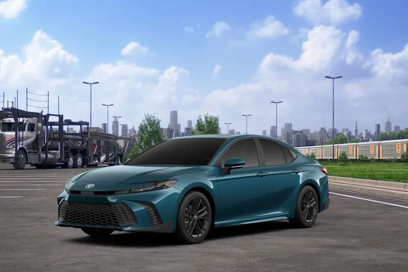 2026 Toyota Camry SE photo 1