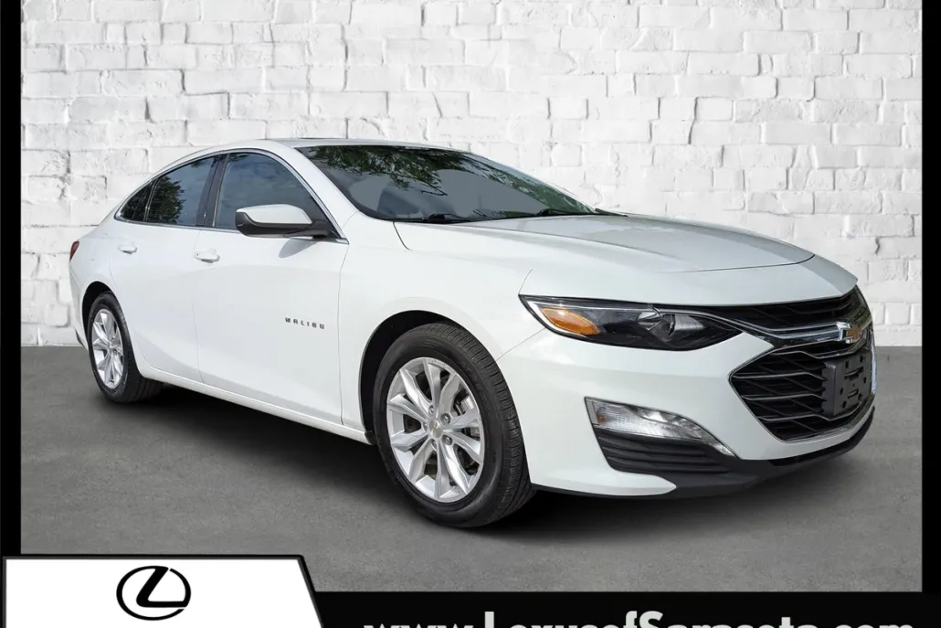 2022 Chevrolet Malibu 1LT photo 1