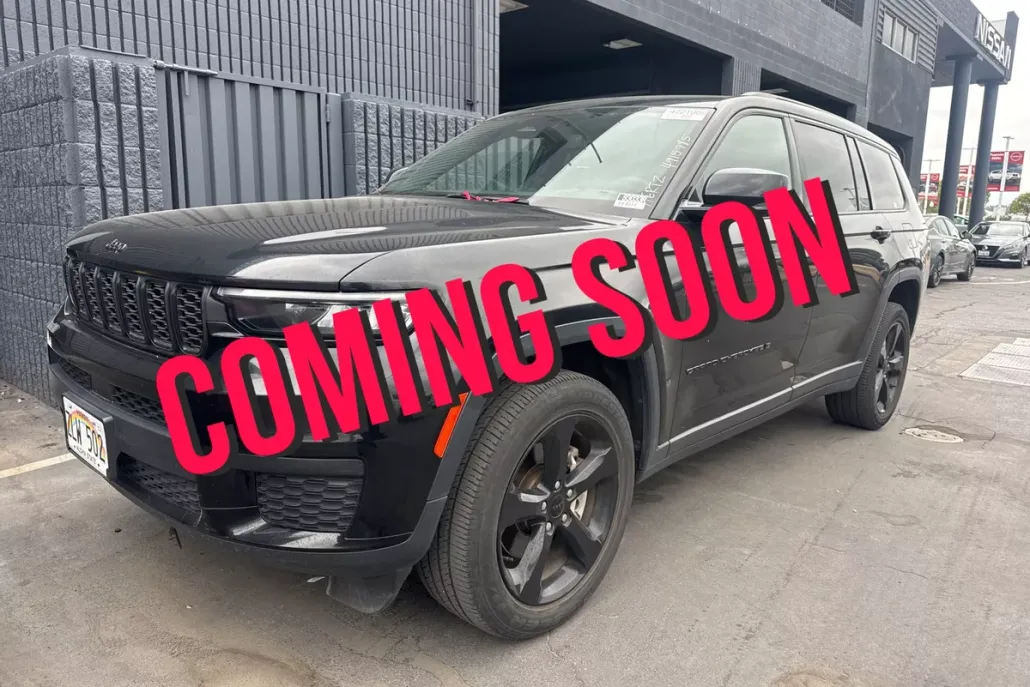 2023 Jeep Grand Cherokee Altitude photo 1