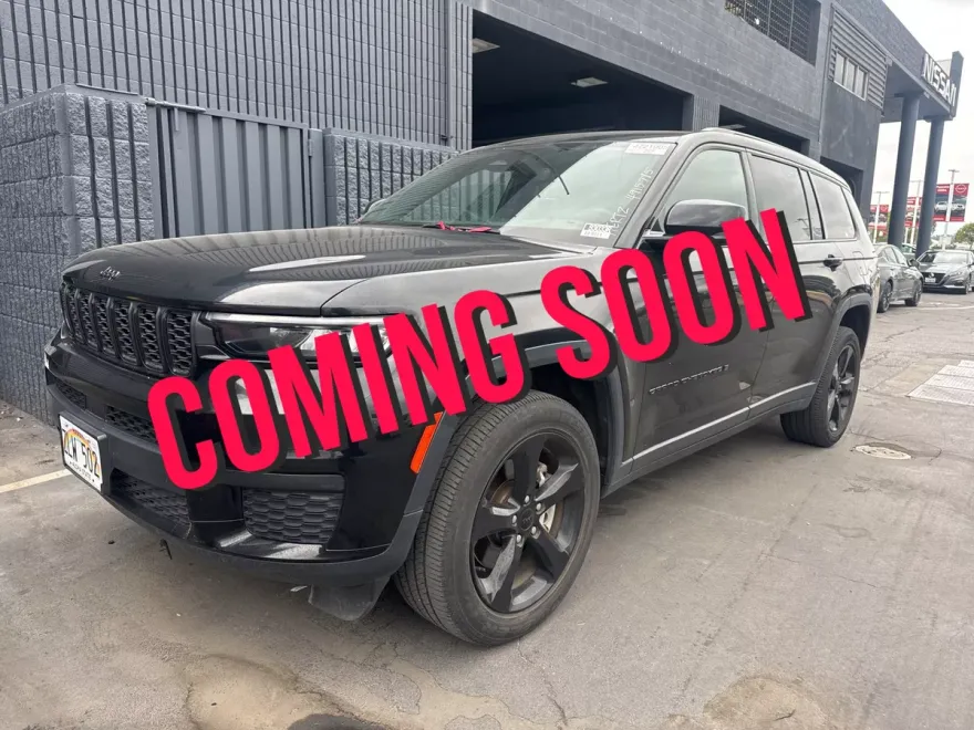 2023 Jeep Grand Cherokee Altitude photo 1