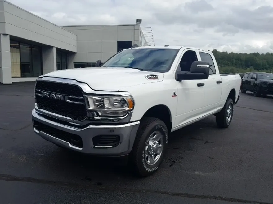 2023 Ram 2500 Tradesman photo 1