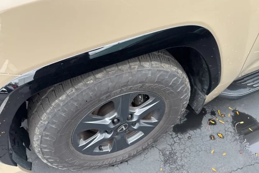 2025 Lexus LX photo 1