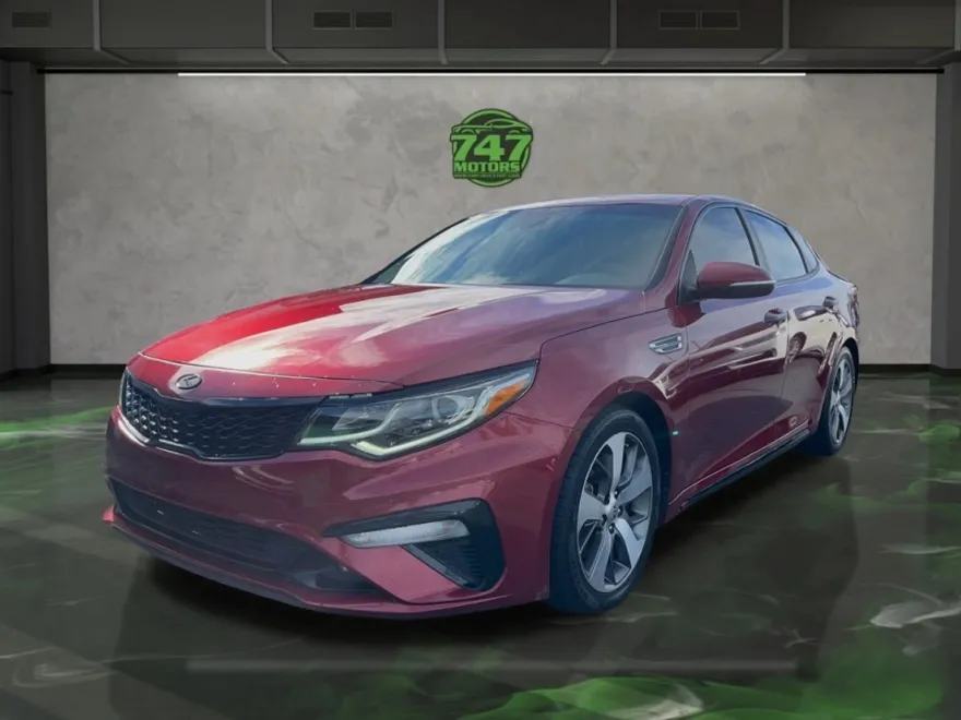 2019 Kia Optima LX S photo 1
