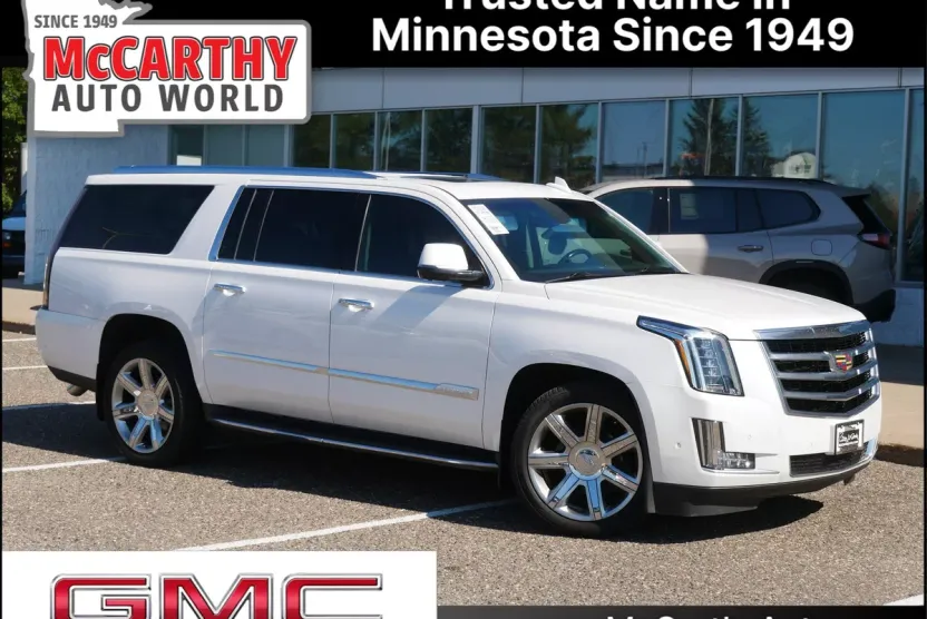2018 Cadillac Escalade ESV Luxury photo 1