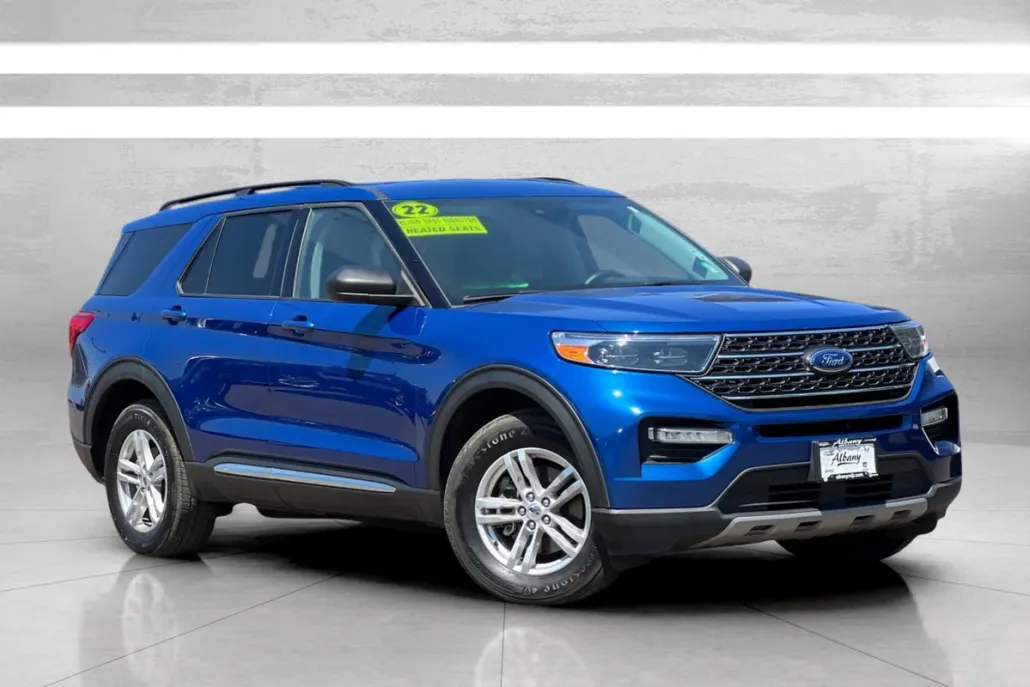 2022 Ford Explorer XLT photo 1