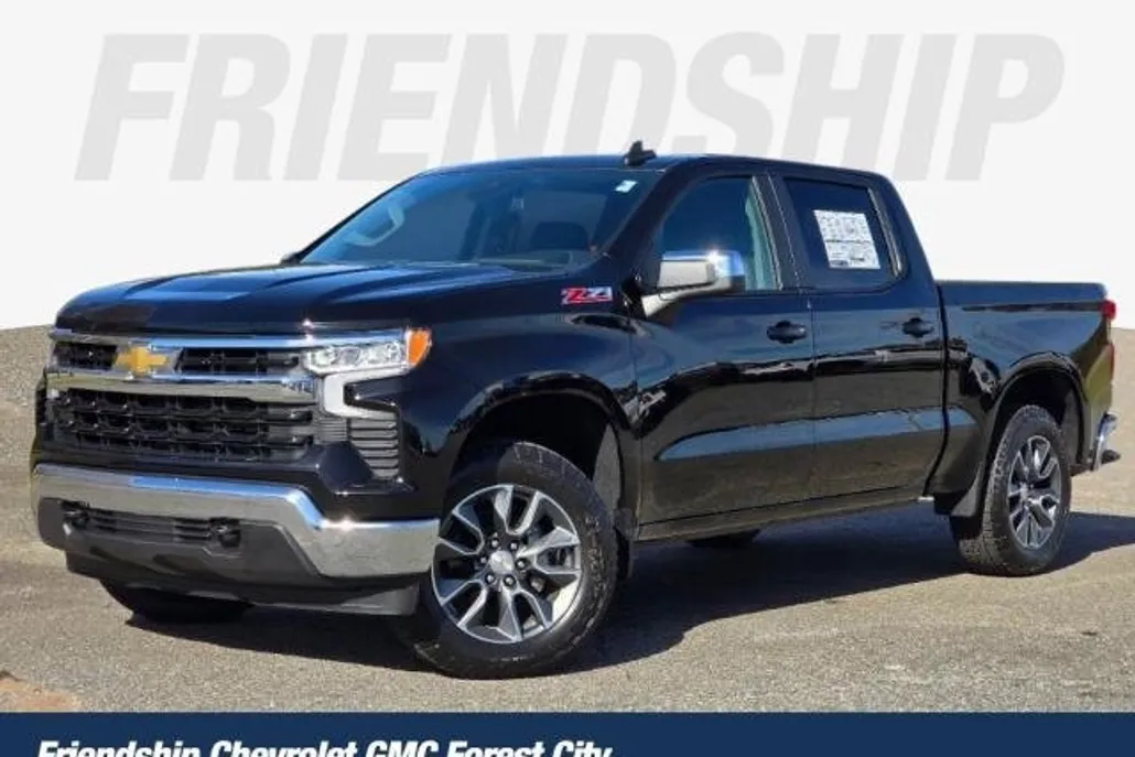 2025 Chevrolet Silverado 1500 LT photo 1