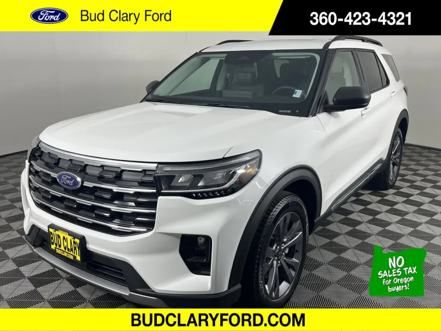 2025 Ford Explorer photo 1