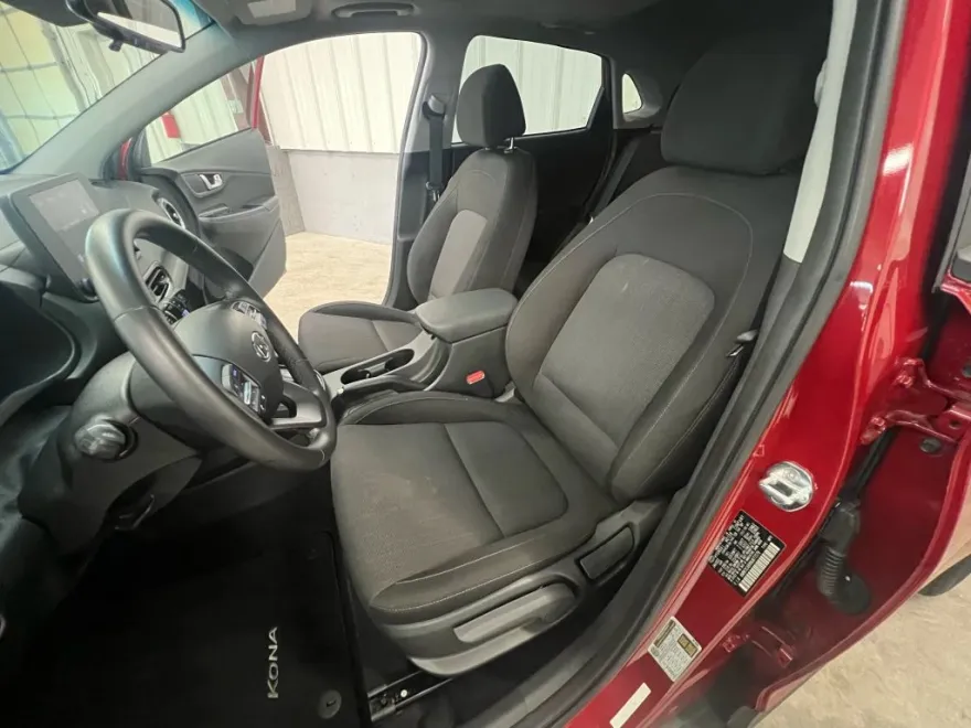 2022 Hyundai Kona SEL N Line photo 1