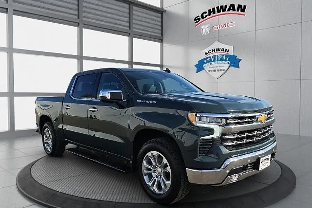 2025 Chevrolet Silverado 1500 LTZ photo 1