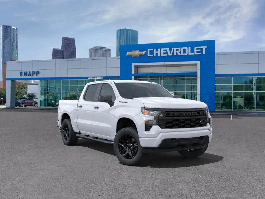 2025 Chevrolet Silverado 1500 Custom photo 1