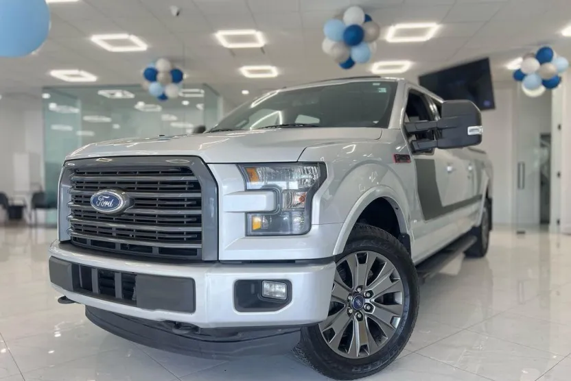 2016 Ford F-150 XLT photo 1
