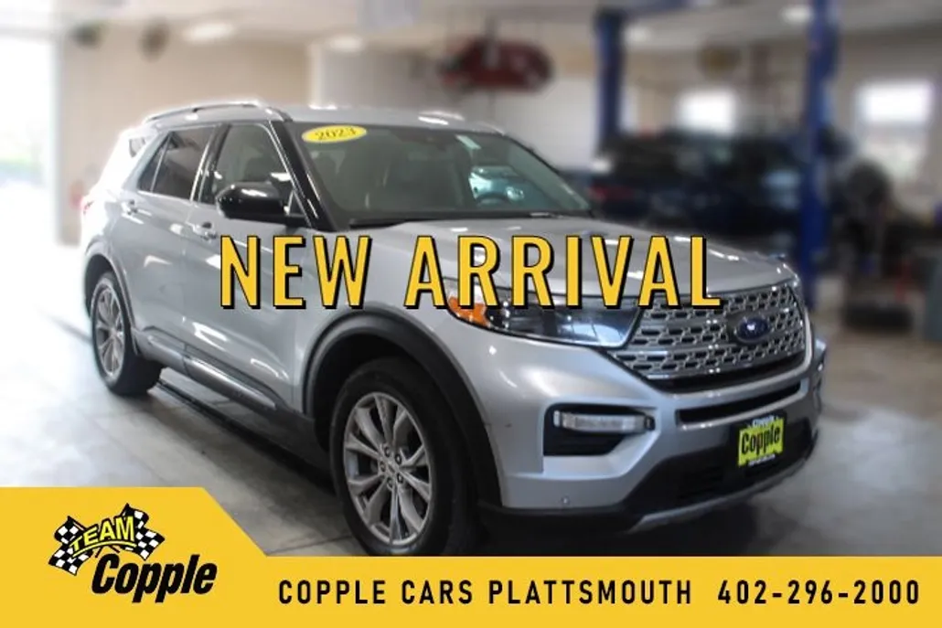 2023 Ford Explorer Limited photo 1