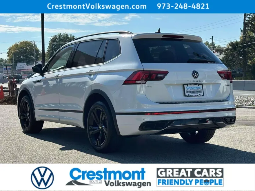 2023 Volkswagen Tiguan SE R-Line Black photo 1