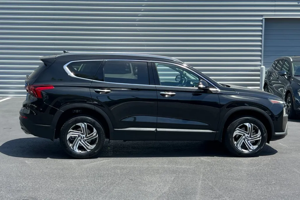 2023 Hyundai Santa Fe SEL photo 1