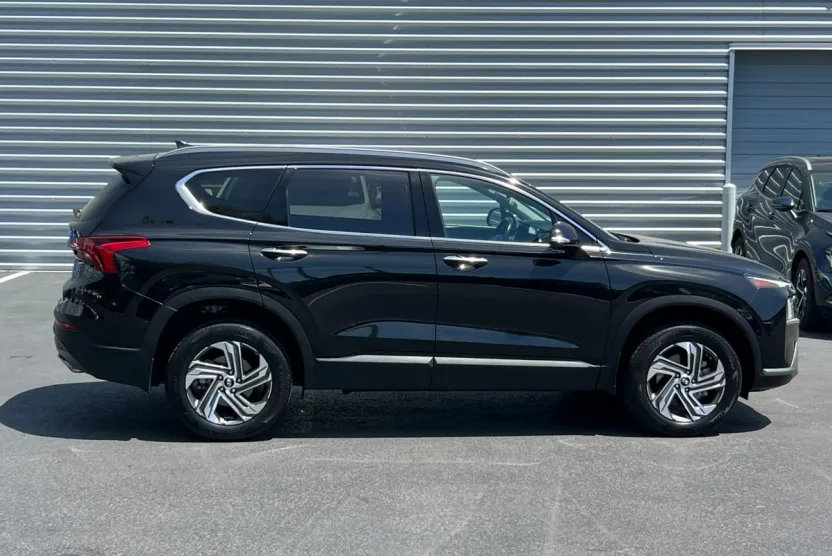 2023 Hyundai Santa Fe SEL photo 1