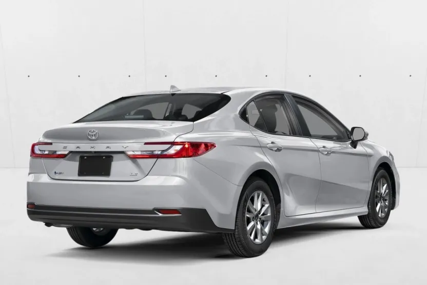 2026 Toyota Camry LE photo 1