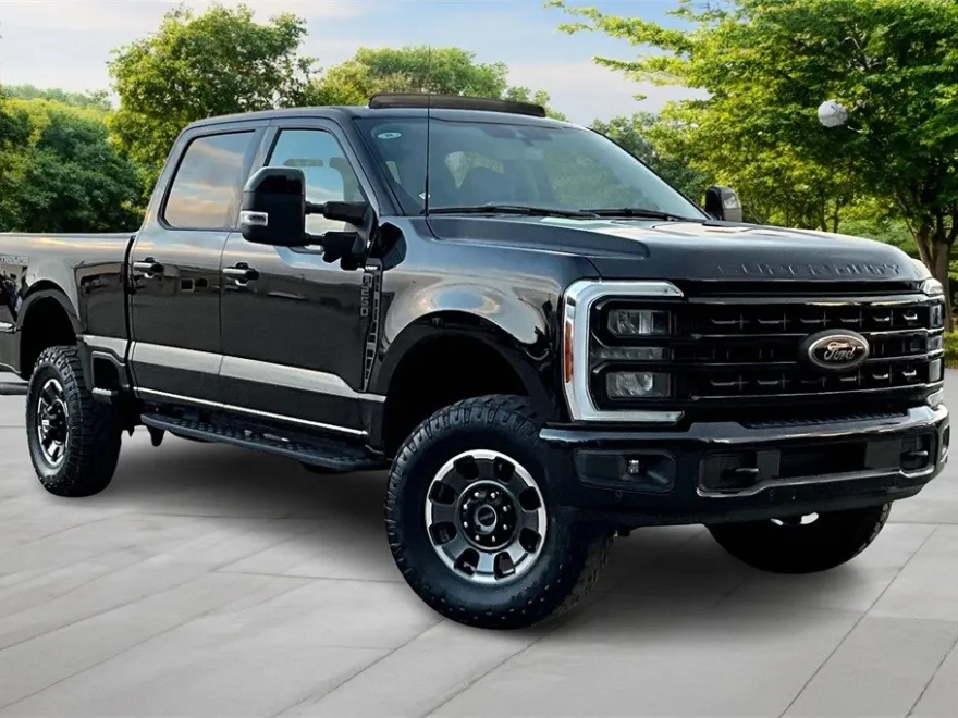 2023 Ford F-250 photo 1